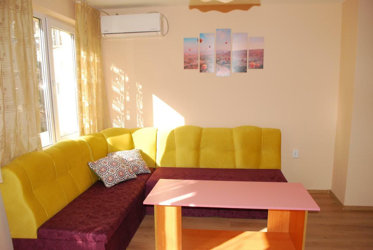 City Stay In Warna Zewnętrze zdjęcie